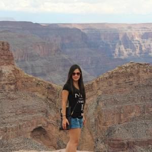 Meet your Posher, Veronica